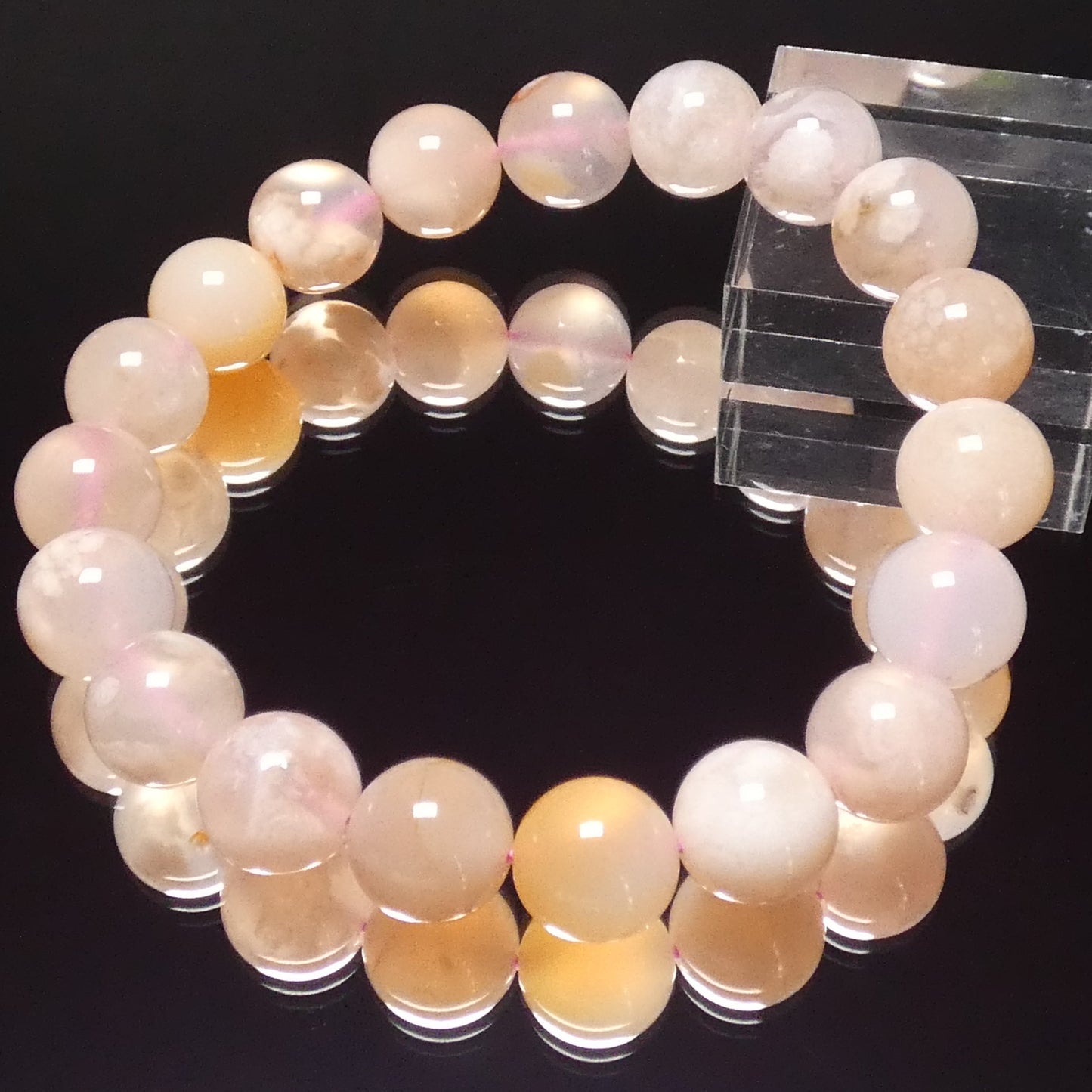 桜アゲート ブレスレット マダガスカル産 内周17㎝ 直径約10.4mm
