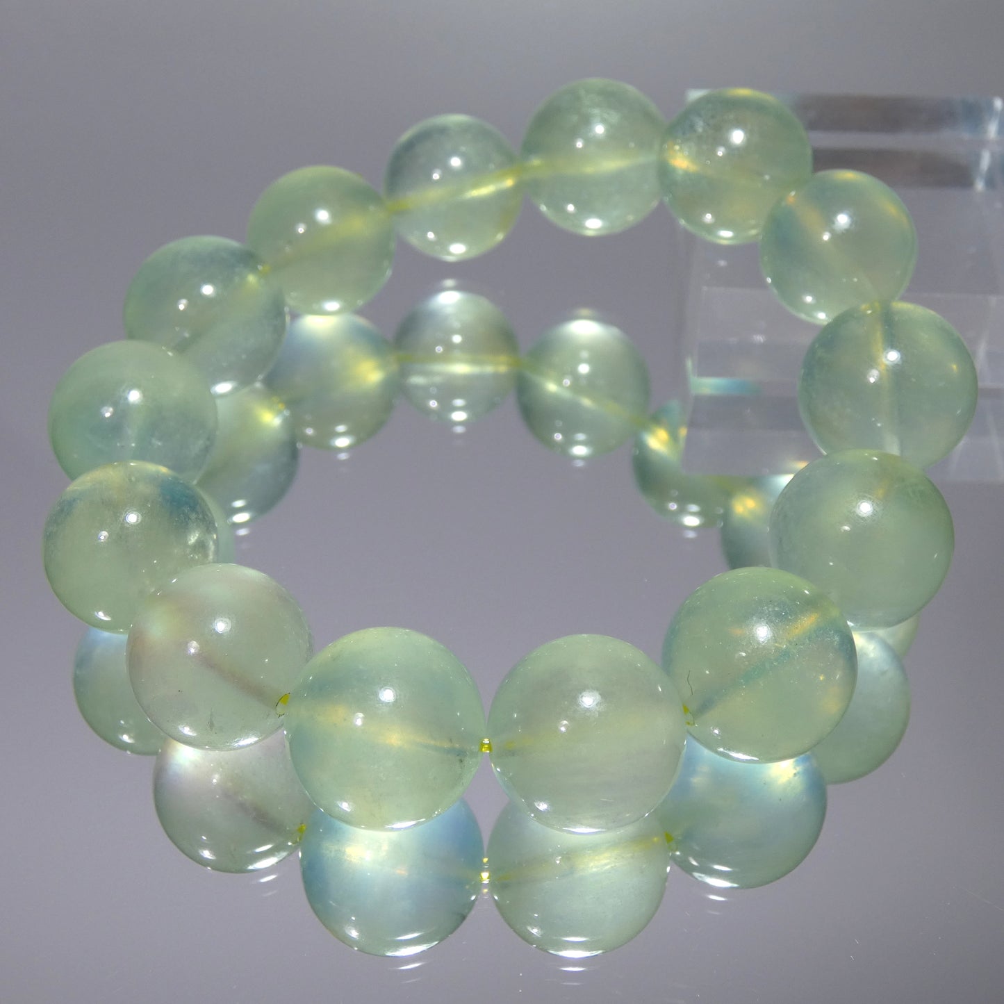 グリーンアクアマリン(ベリル) ブレスレット 4A 内周14.5㎝ 直径約13.5mm【B0159】
