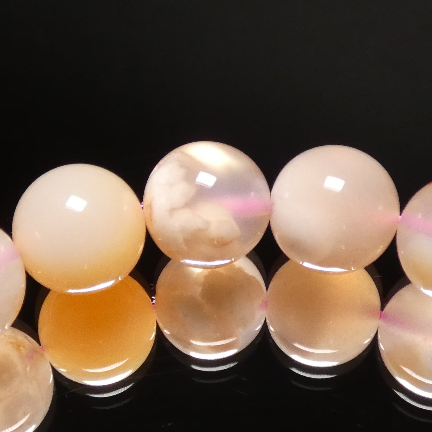 桜アゲート ブレスレット マダガスカル産 内周17㎝ 直径約10.4mm