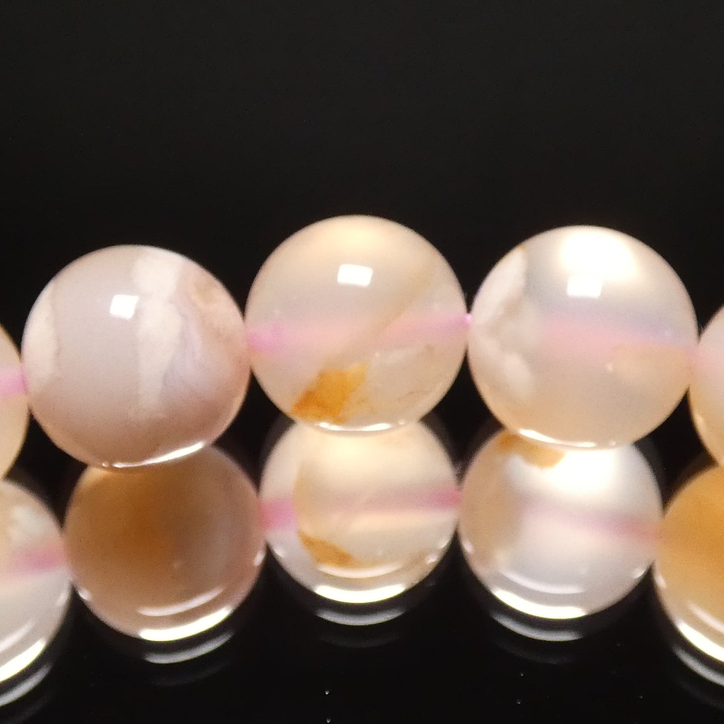 桜アゲート ブレスレット マダガスカル産 内周17㎝ 直径約10mm