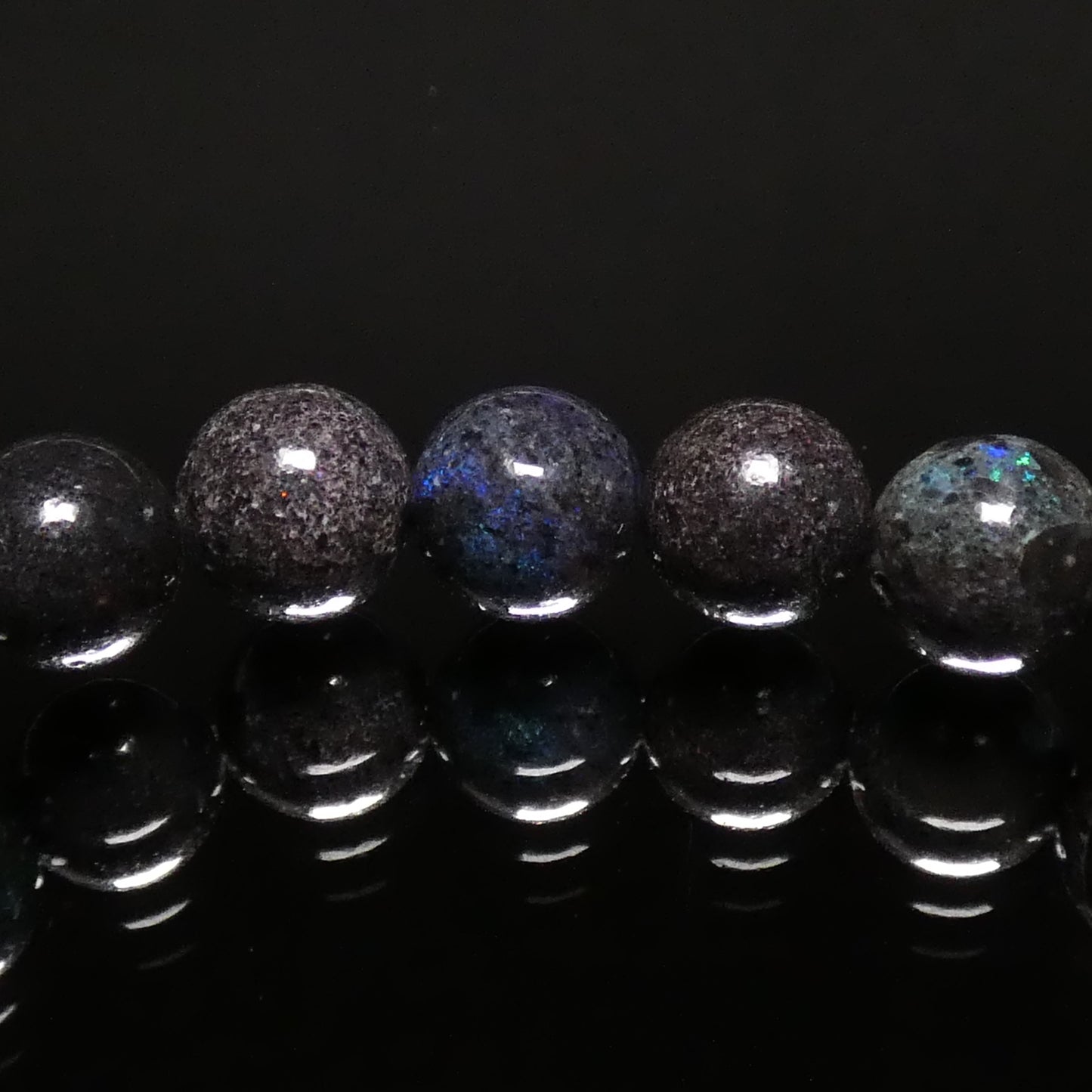 ブラックオパール ブレスレット オーストラリア産 内周16㎝ 直径約6.0mm