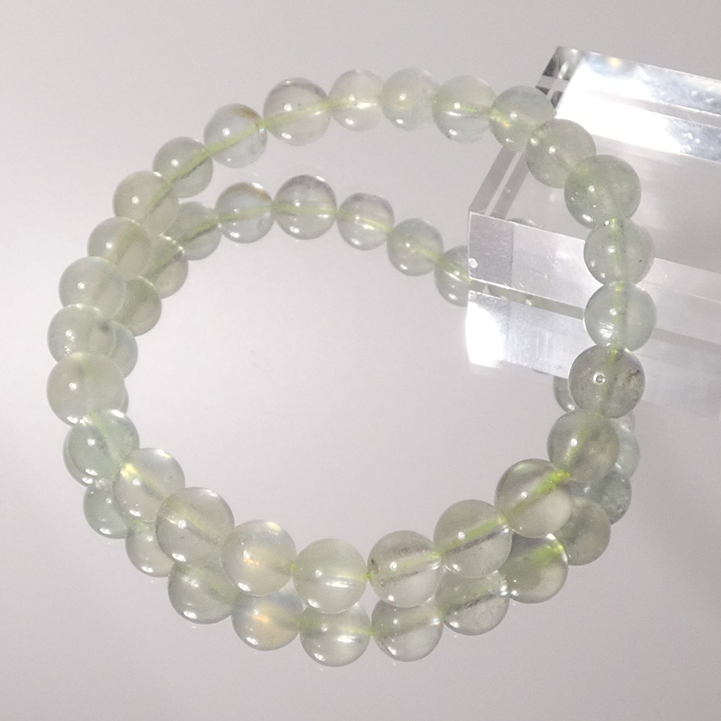 グリーンアクアマリン(ベリル) ブレスレット 4A 内周16㎝ 直径約7.4mm【B1281】