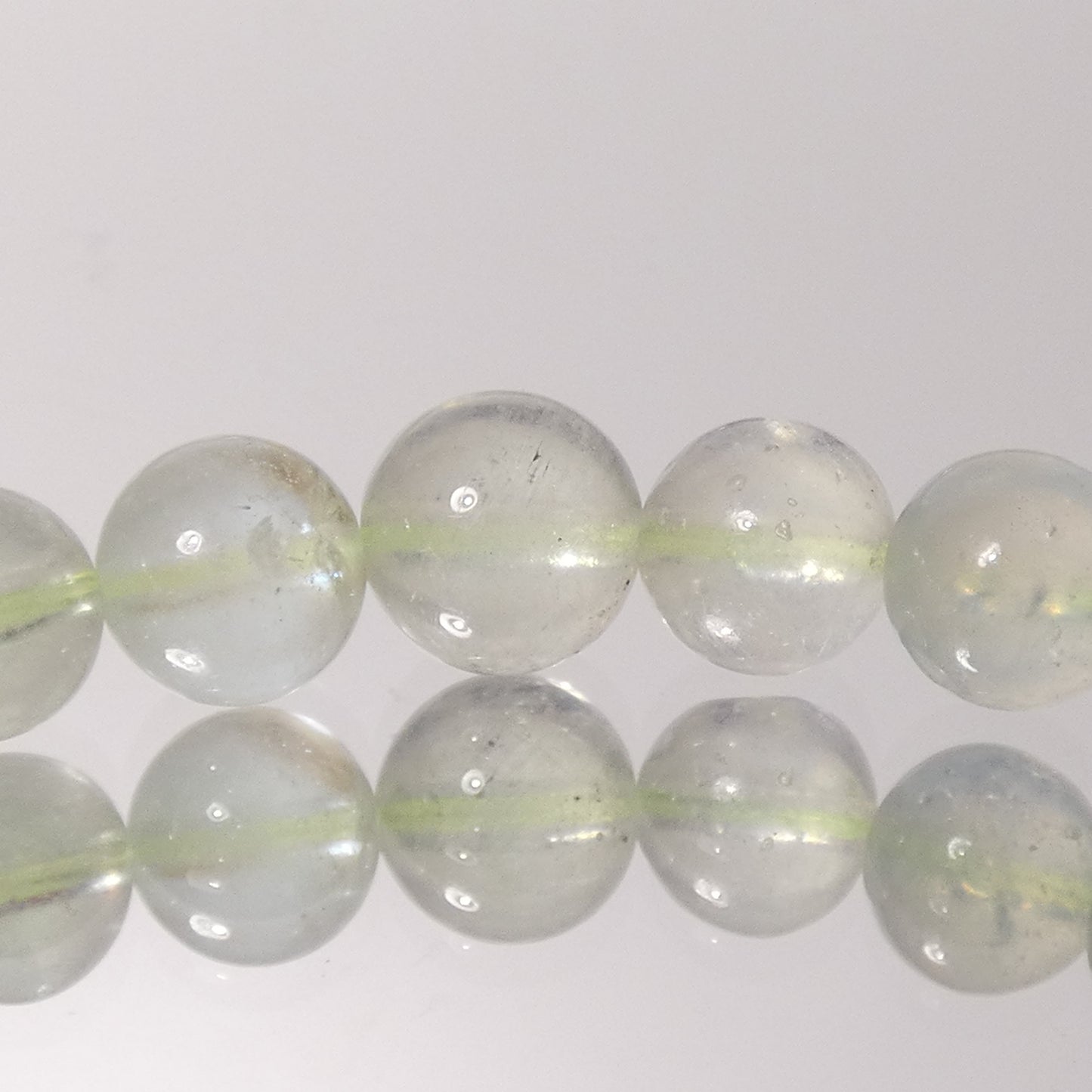 グリーンアクアマリン(ベリル) ブレスレット 4A 内周16㎝ 直径約7.4mm【B1281】