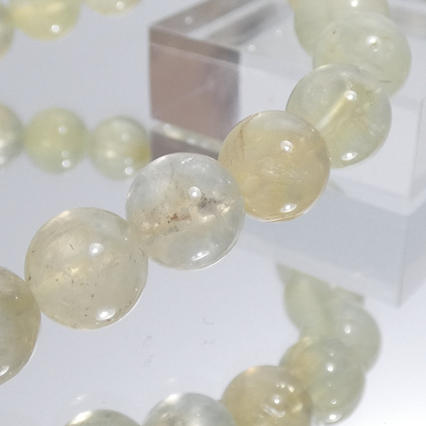 プレナイト ブレスレット ブラジル産 3A 内周15.5㎝ 直径約8.1mm【B2301】