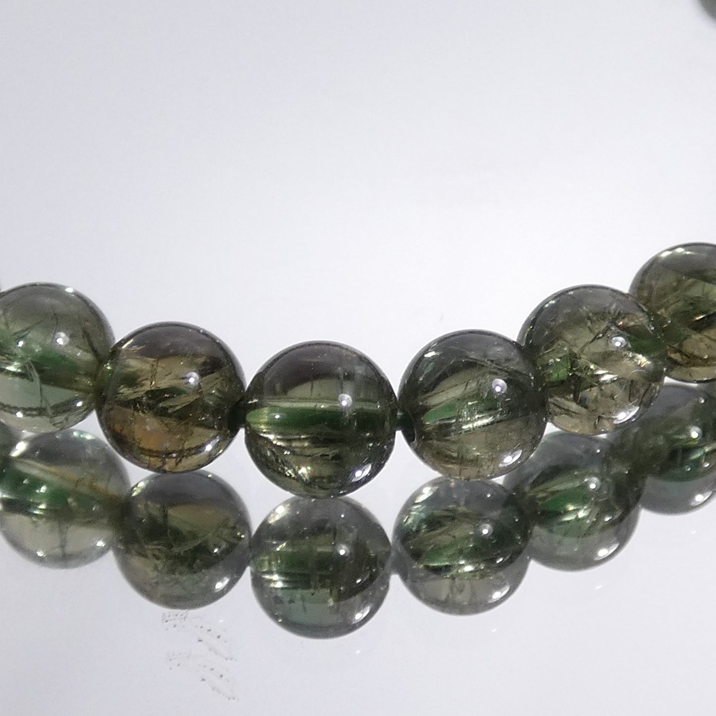 コーネルピン ブレスレット タンザニア産 5A 内周15㎝ 直径約5.1mm【B3483】