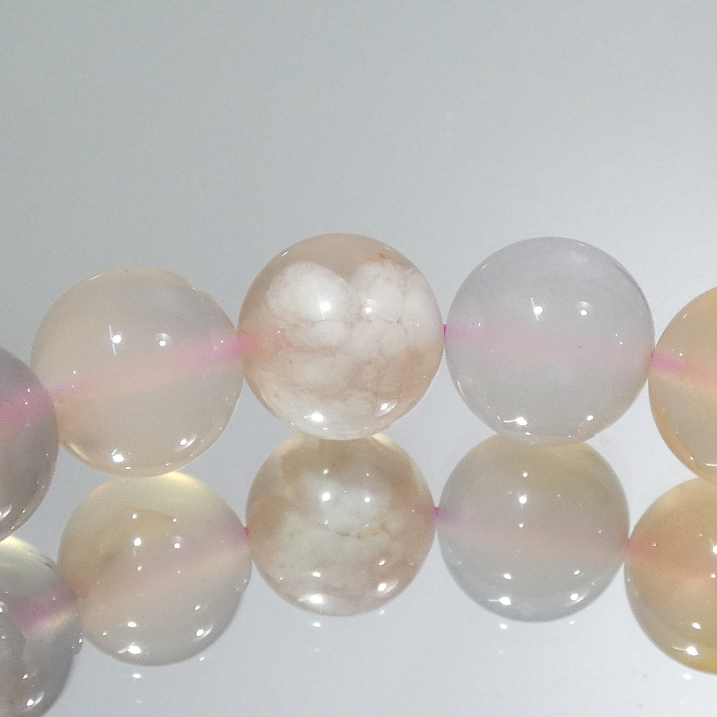 桜アゲート ブレスレット マダガスカル産 内周16.5㎝ 直径約10.0mm【B0003】