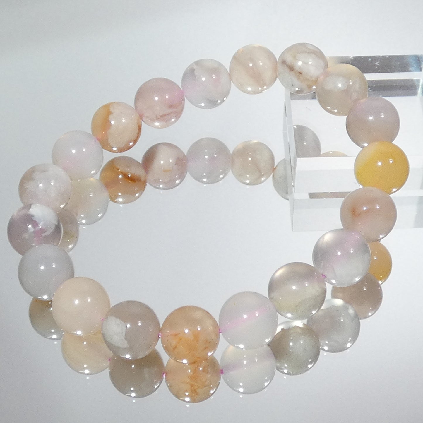 桜アゲート ブレスレット マダガスカル産 内周16㎝ 直径約10.1mm【B0001】