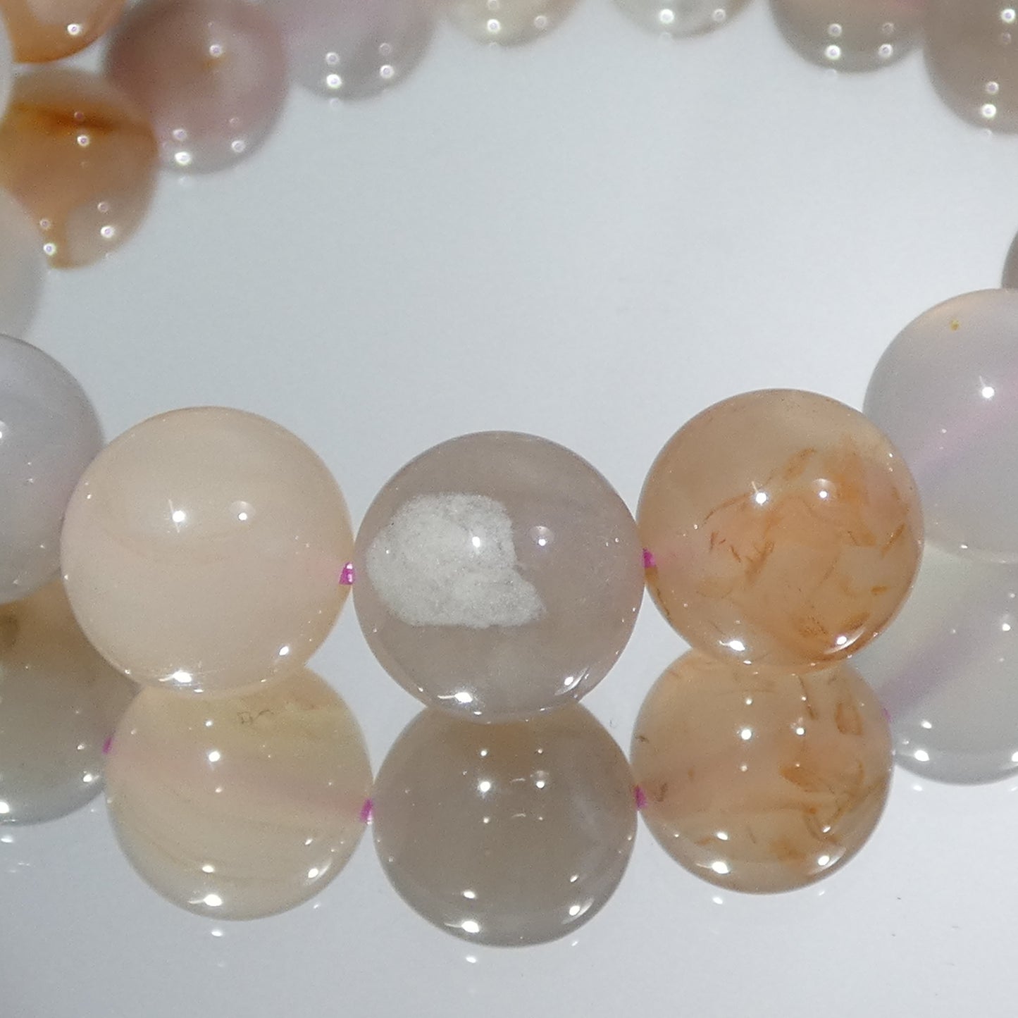 桜アゲート ブレスレット マダガスカル産 内周16㎝ 直径約10.1mm【B0001】