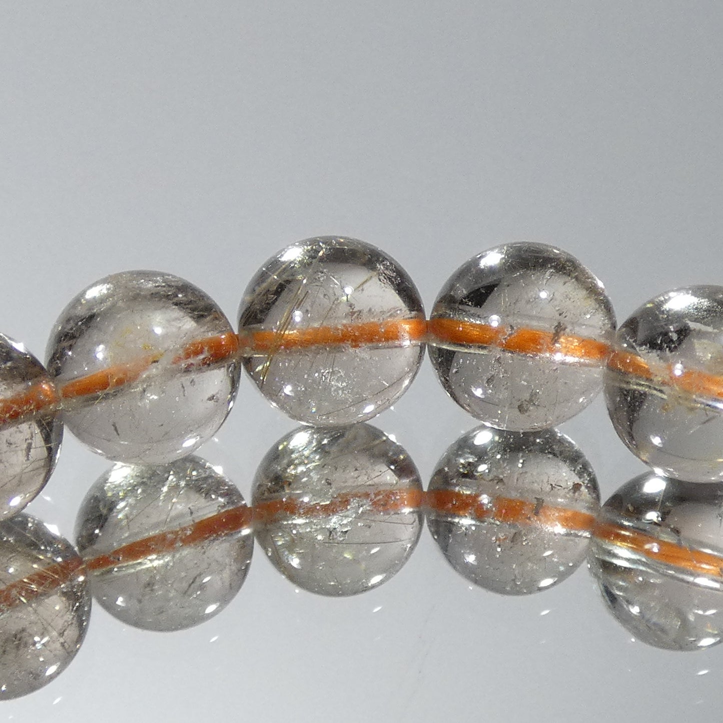 ゴールドルチルクォーツ ブレスレット ブラジル産 内周16㎝ 直径約7.5mm【B0036】