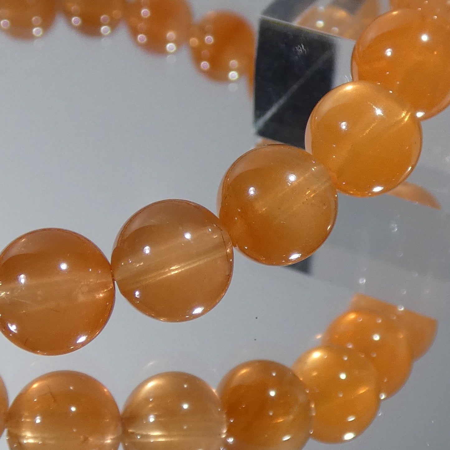 レッドラビットヘアクォーツ ブレスレット 5A 内周16㎝ 直径約7.2mm【B0057】