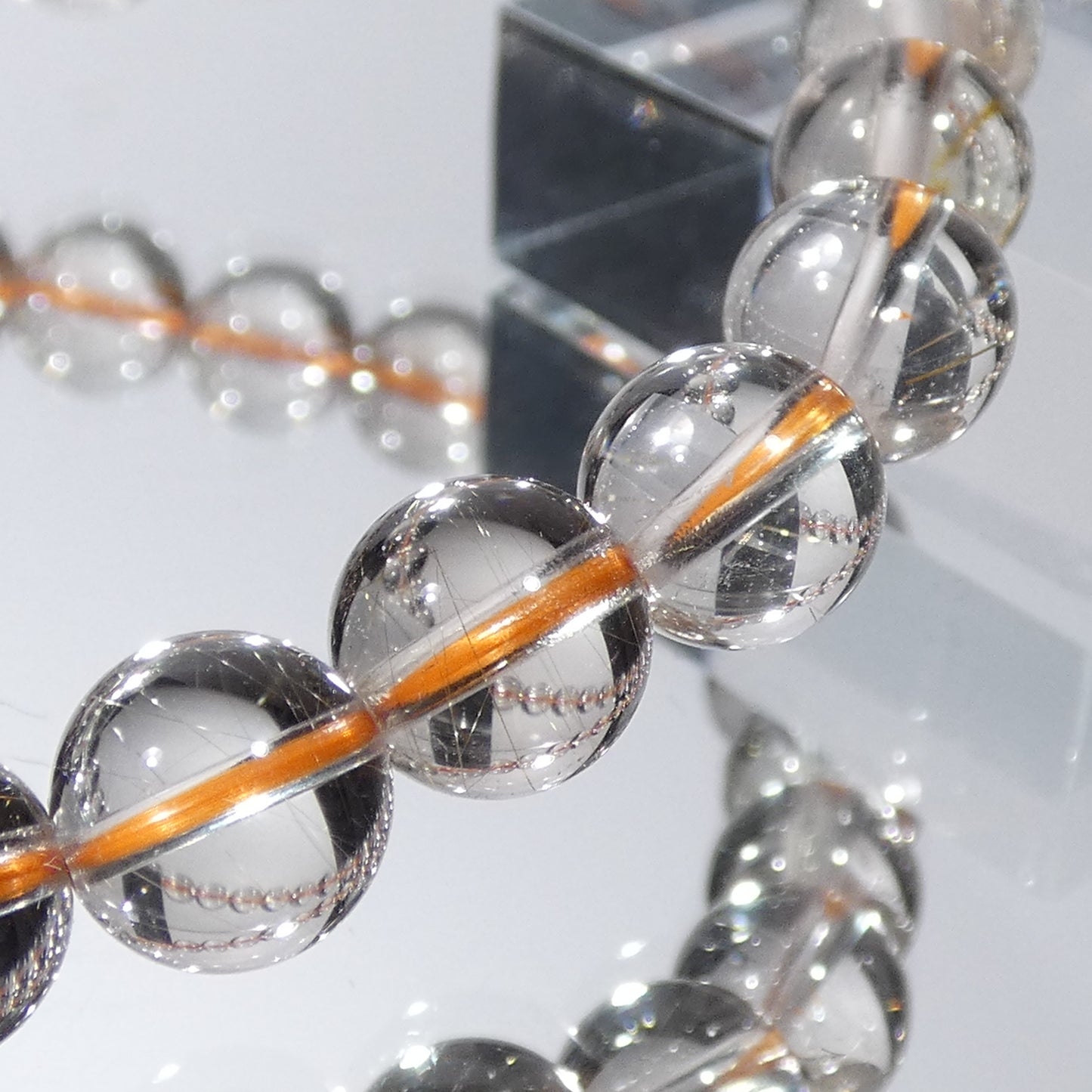 ゴールドルチルクォーツ ブレスレット ブラジル産 内周16㎝ 直径約7.6mm【B0037】
