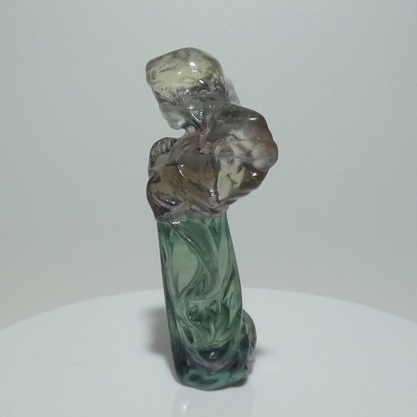 フローライト天使 高さ約5.9cm 幅約2.9㎝ 約28g【G0114】