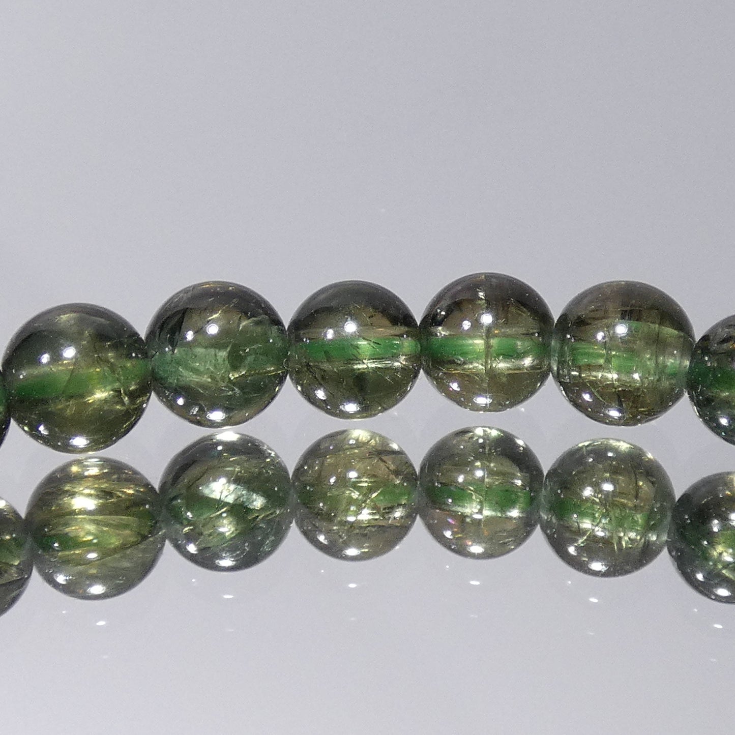 コーネルピン ブレスレット タンザニア産 5A 内周15㎝ 直径約5.1mm【B0148】