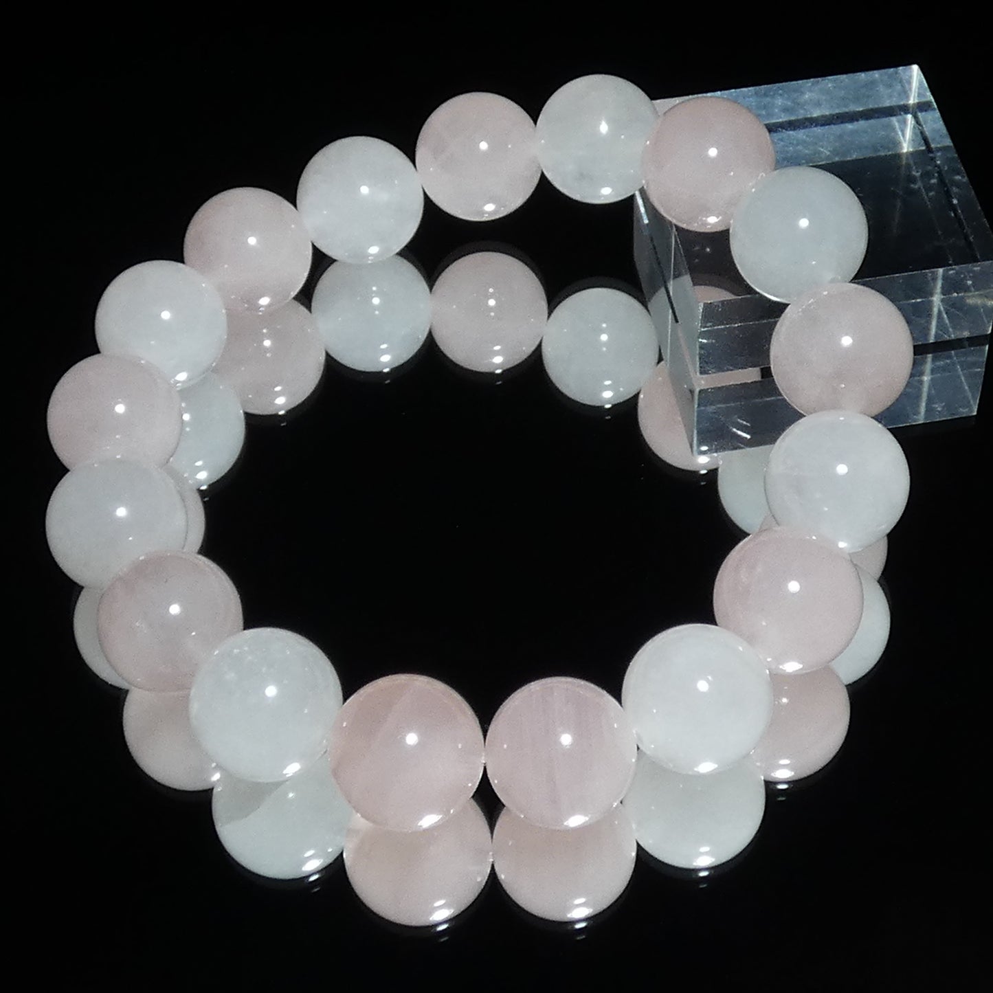 ローズクォーツ 桜ピンク ブレスレット ブラジル産 4A 内周17.5㎝ 直径約12.8mm【B0209】