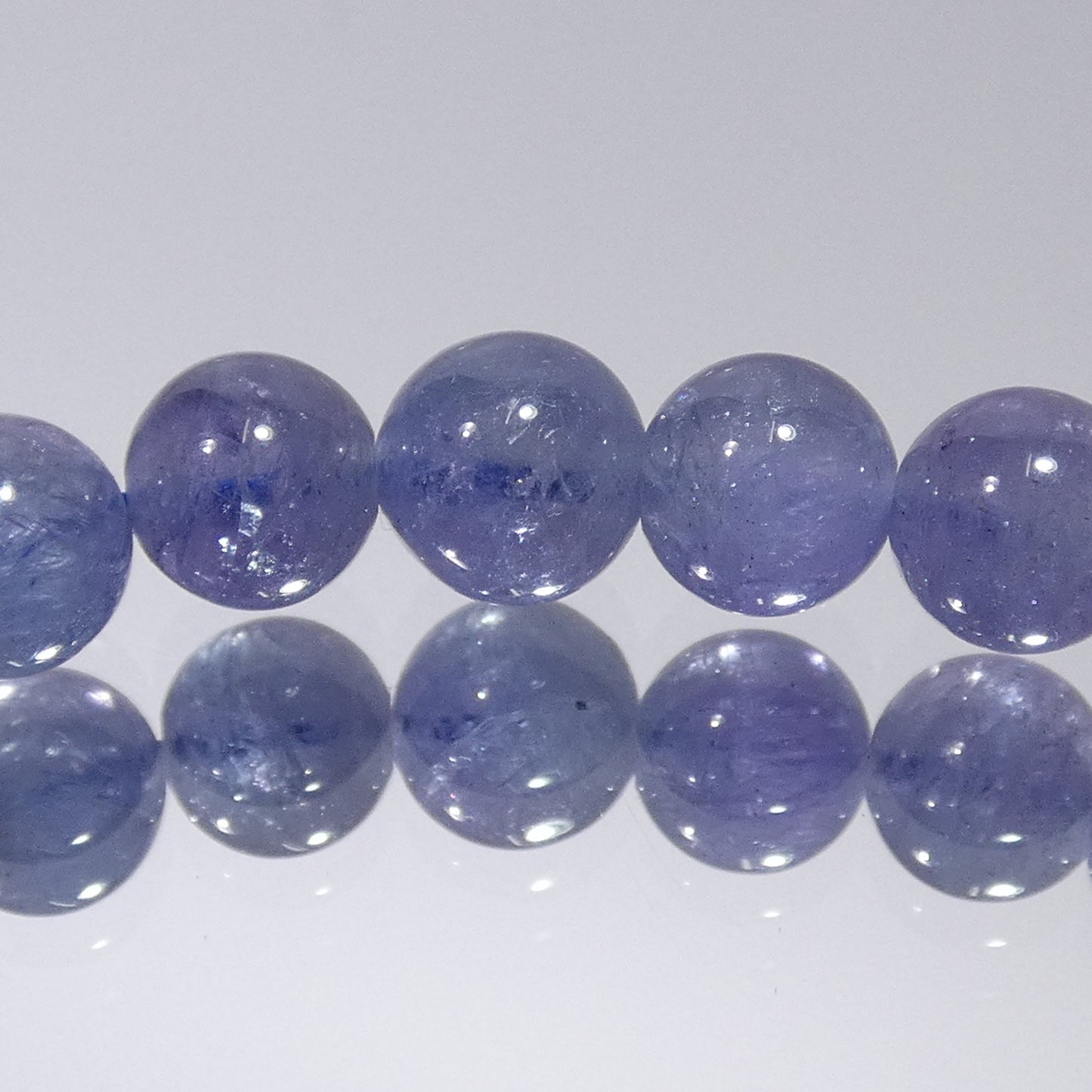 タンザナイト ブレスレット タンザニア産 4A+ 内周16.5㎝ 直径約6.2mm【B0147】