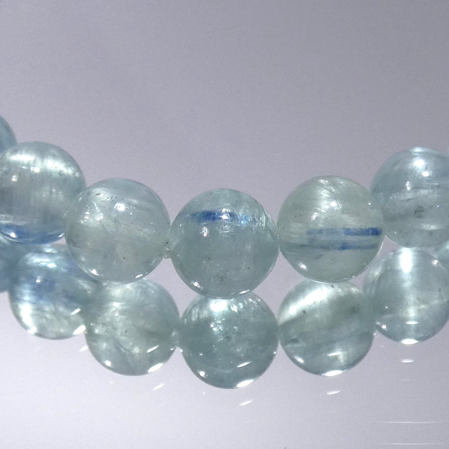 ブルーアイスカイヤナイト ブレスレット 5A+ 内周15.5㎝  直径約6.3mm【B0218】