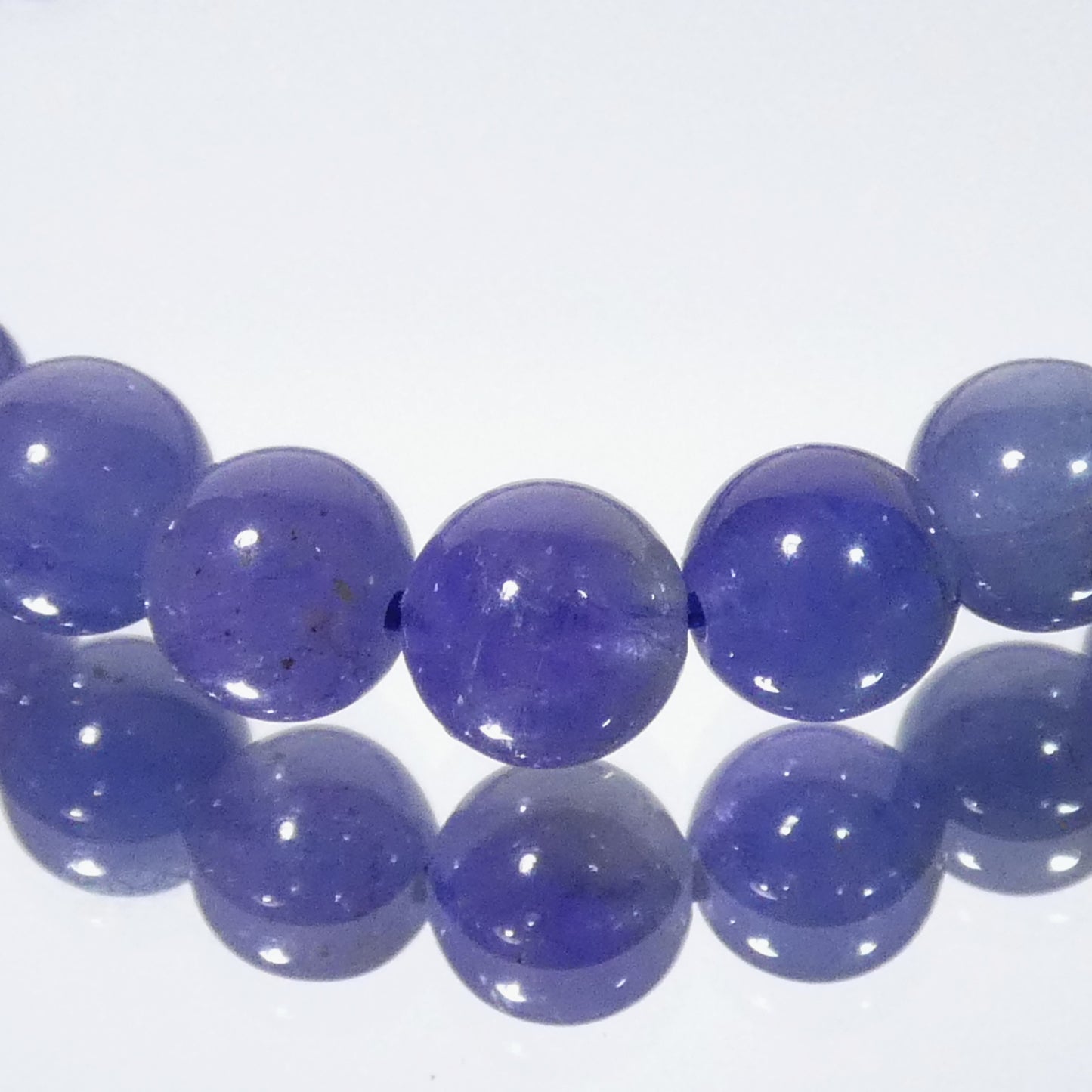 タンザナイト ブレスレット タンザニア産 4A 内周15.5㎝ 直径約6.1mm【B2783】