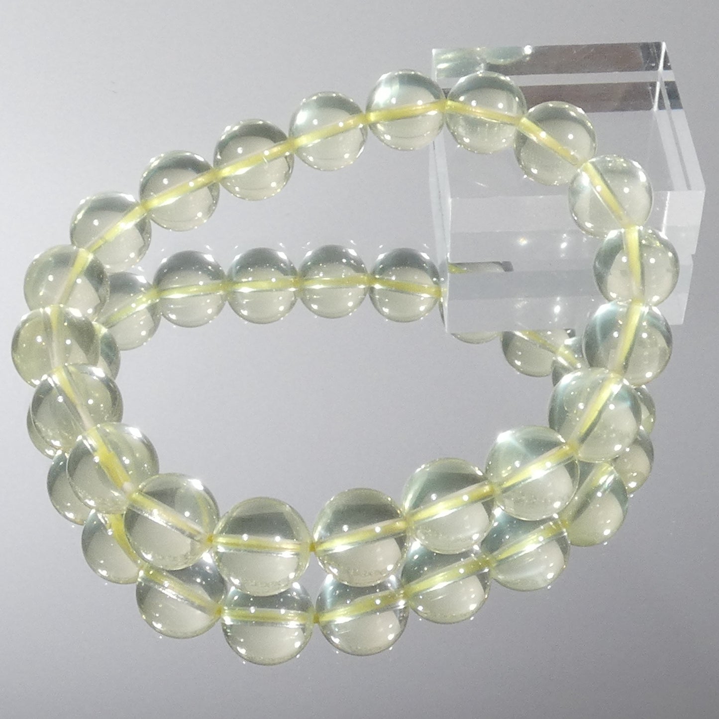 スター入りレモンクォーツ ブレスレット 5A 内周17㎝ 直径約9.8mm【B0246】