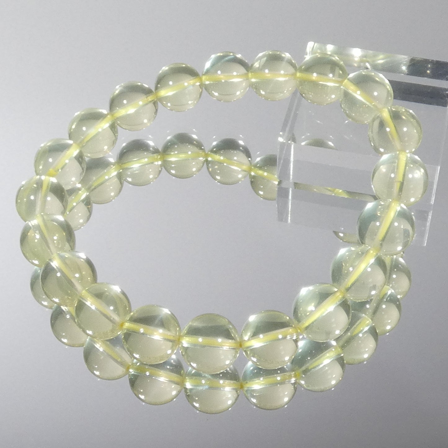 スター入りレモンクォーツ ブレスレット 5A 内周16㎝ 直径約9.7mm【B0321】