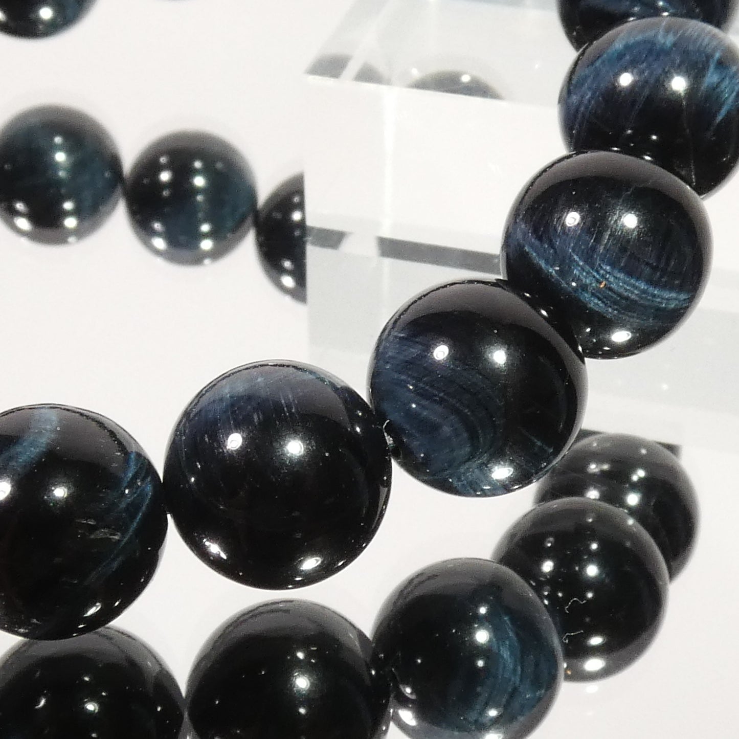 ブルータイガーアイ ブレスレット 5A 内周15.5㎝ 直径約10mm【B0228】