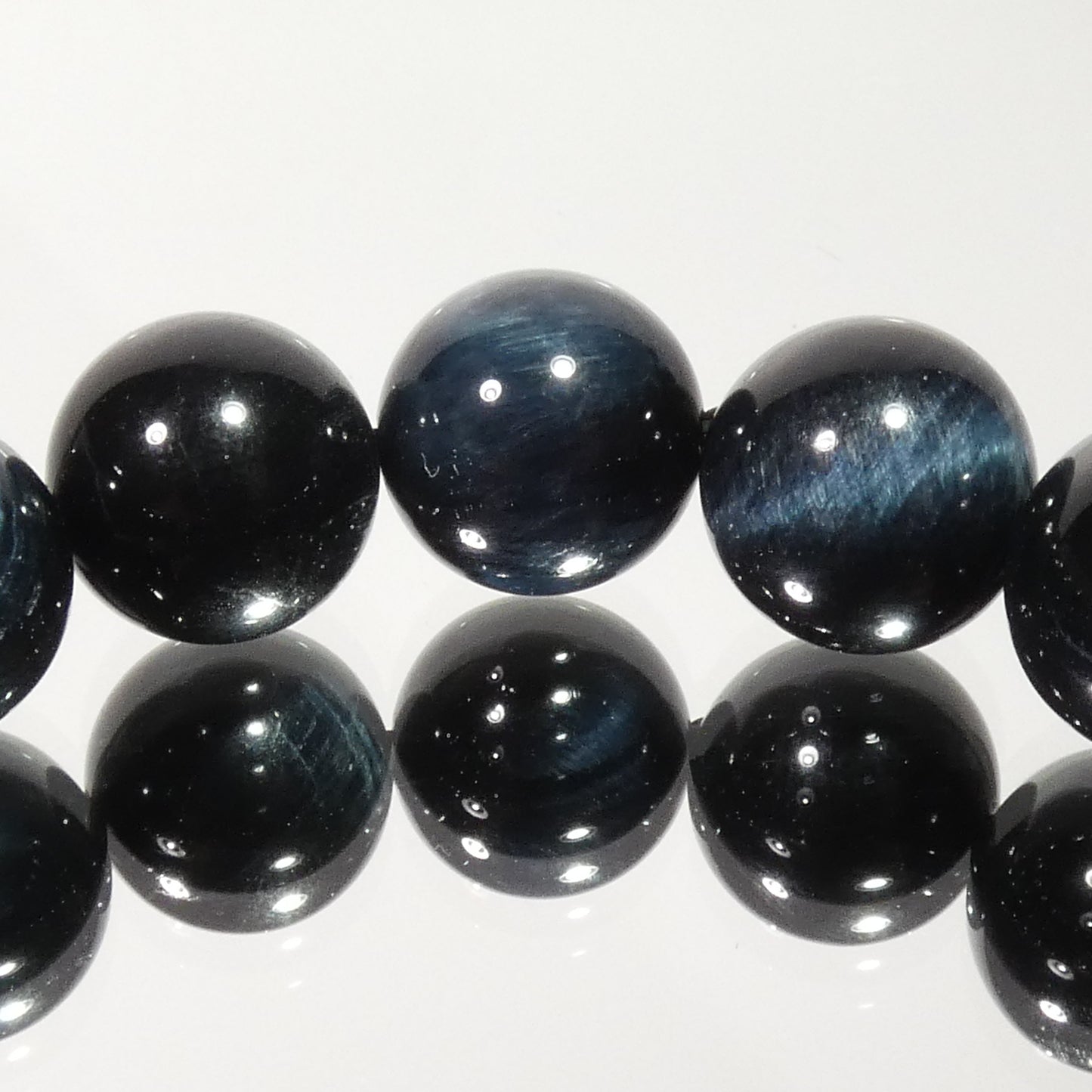 ブルータイガーアイ ブレスレット 5A 内周15.5㎝ 直径約10mm【B0266】