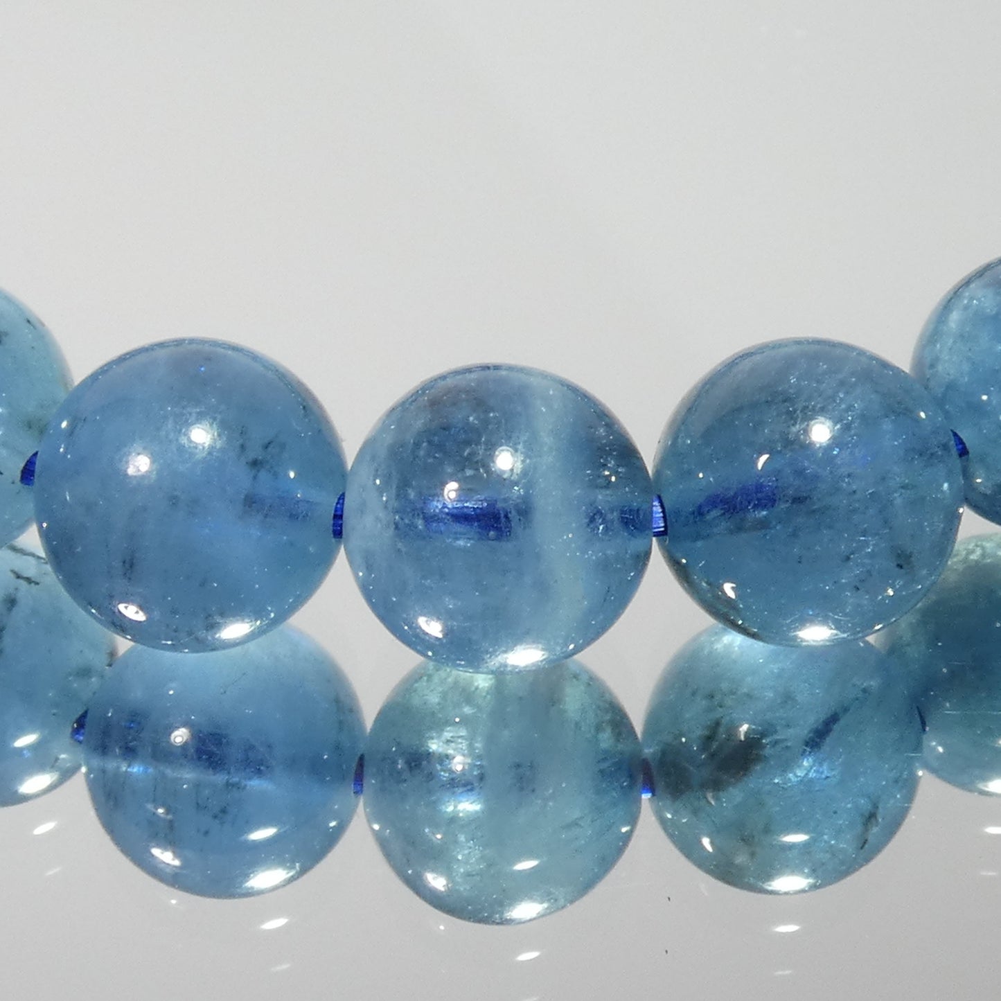 サンタマリアブルーアクアマリン ブレスレット 4A 内周16.5㎝ 直径約7.8mm【B0179】