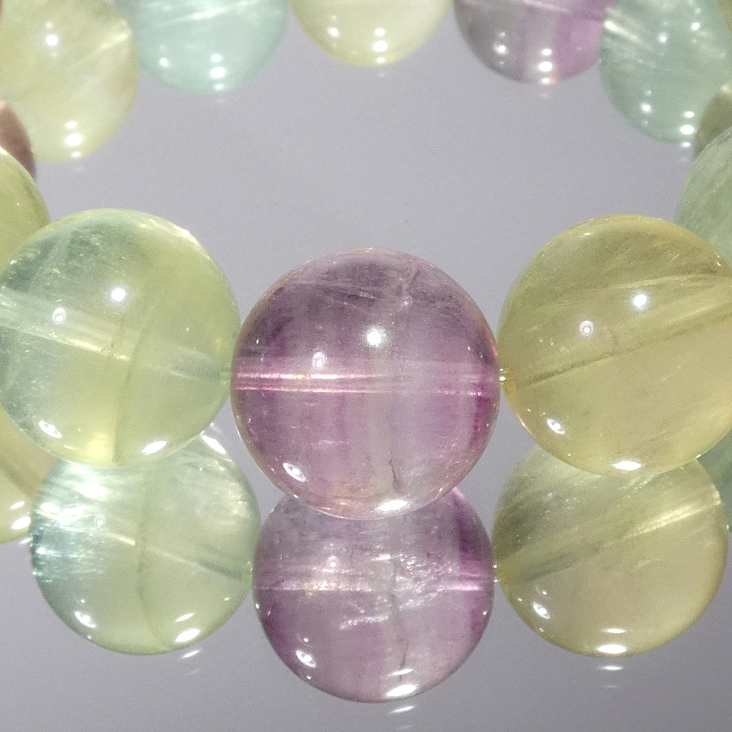 大玉フローライト マルチキャンディ ブレスレット 4A 内周17㎝ 直径約15.7mm【B0285】