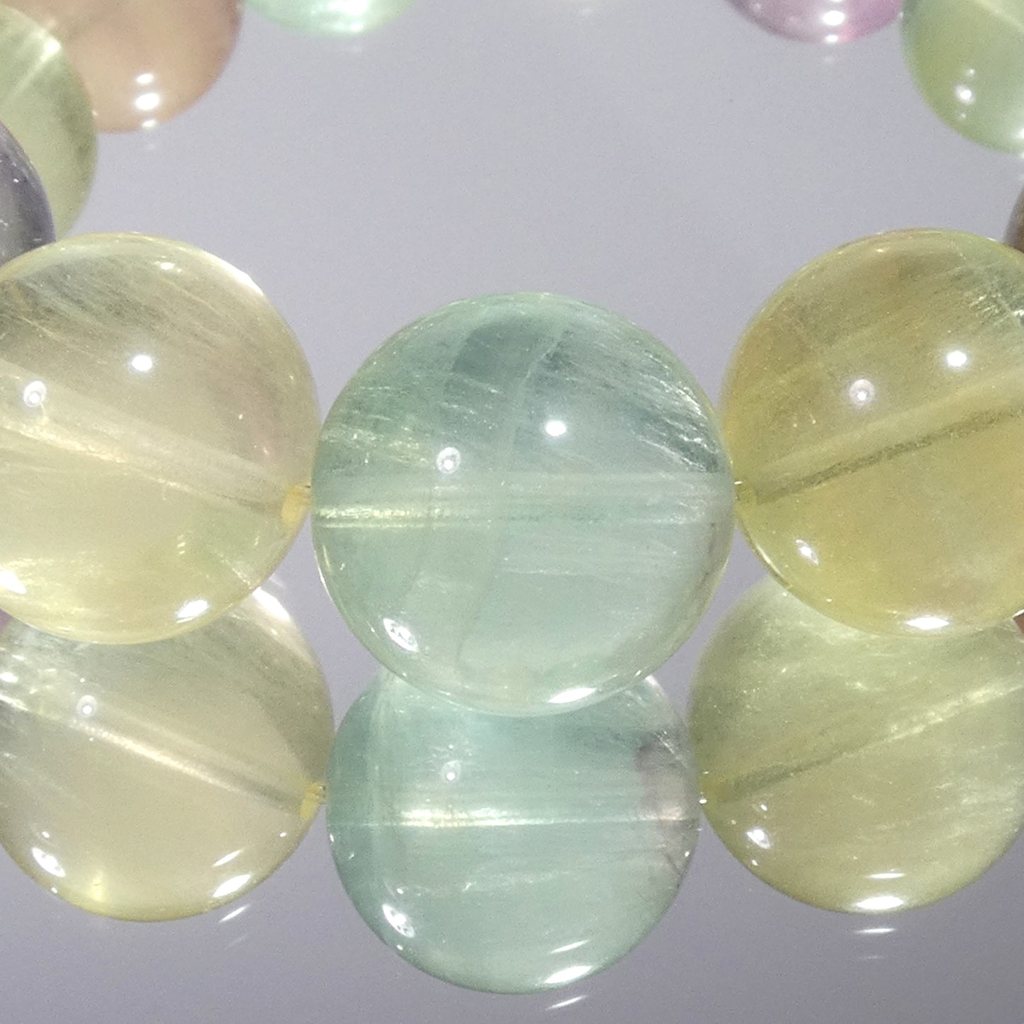 大玉フローライト マルチキャンディ ブレスレット 4A 内周17㎝ 直径約15.7mm【B0285】
