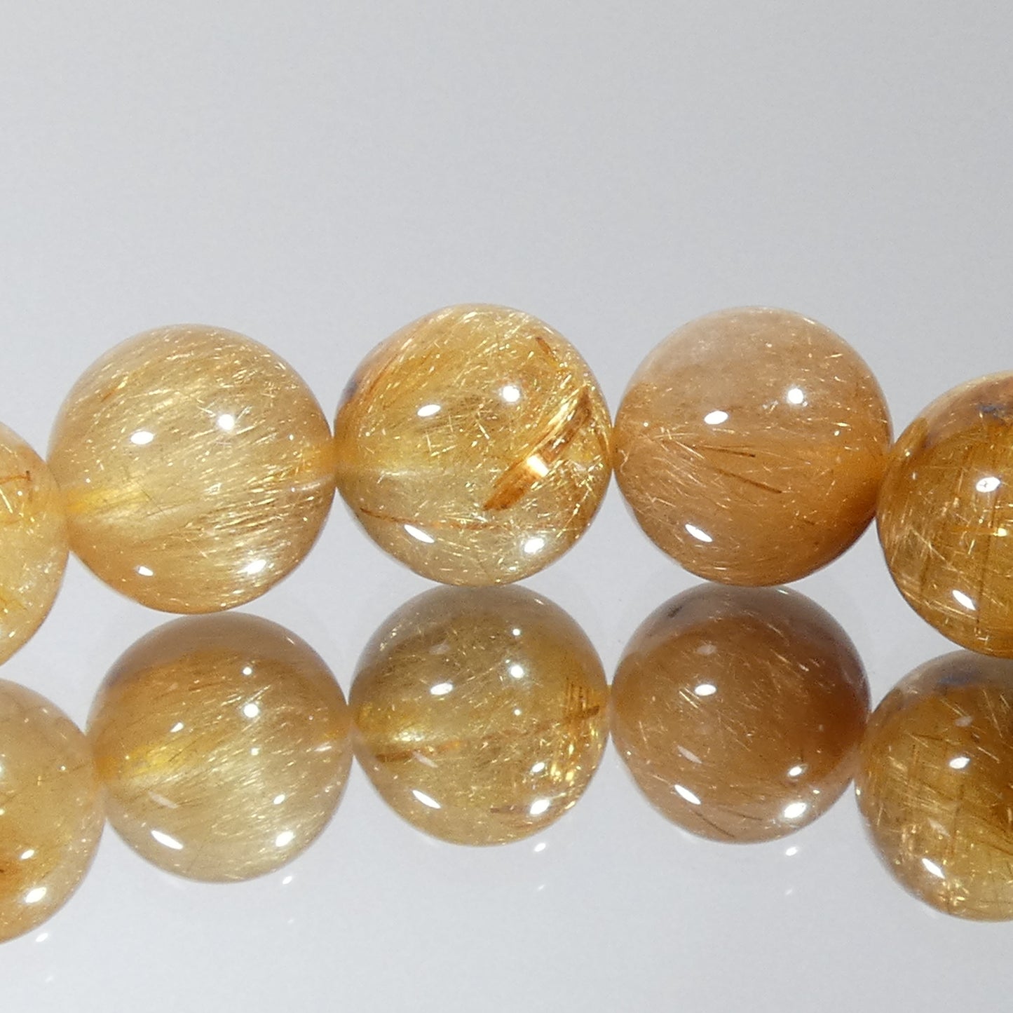 タイガールチル ブレスレット 天然色 4A+ 内周15.5㎝ 直径約8.7mm【B0309】