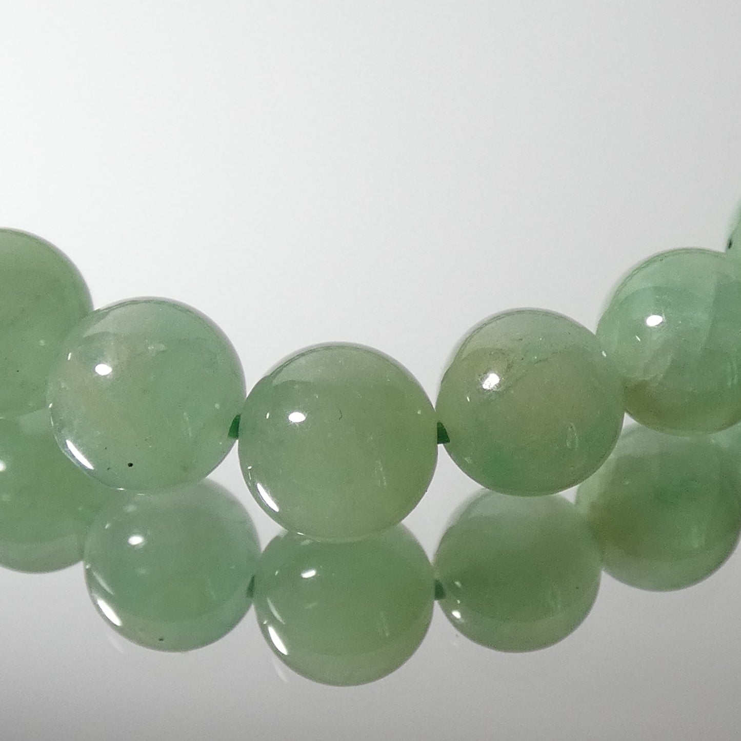 天然色エメラルド ブレスレット 5A 内周16㎝ 直径約6.8mm【B0318】