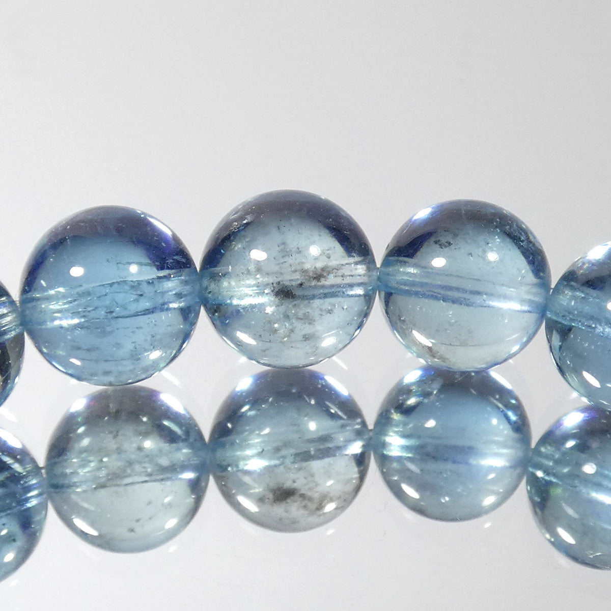 サンタマリアブルーアクアマリン ブレスレット 最高透明感 5A+ 内周16㎝ 直径約8.6mm【B0365】