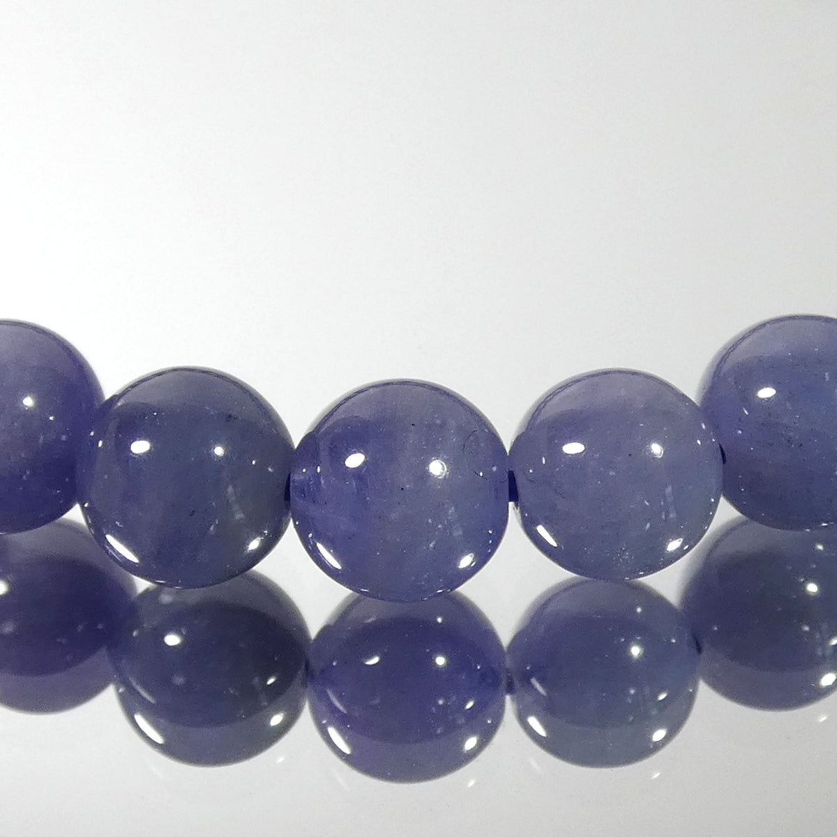 タンザナイト ブレスレット お買得!  3A 内周15.5㎝ 直径約6.2mm【B0393】