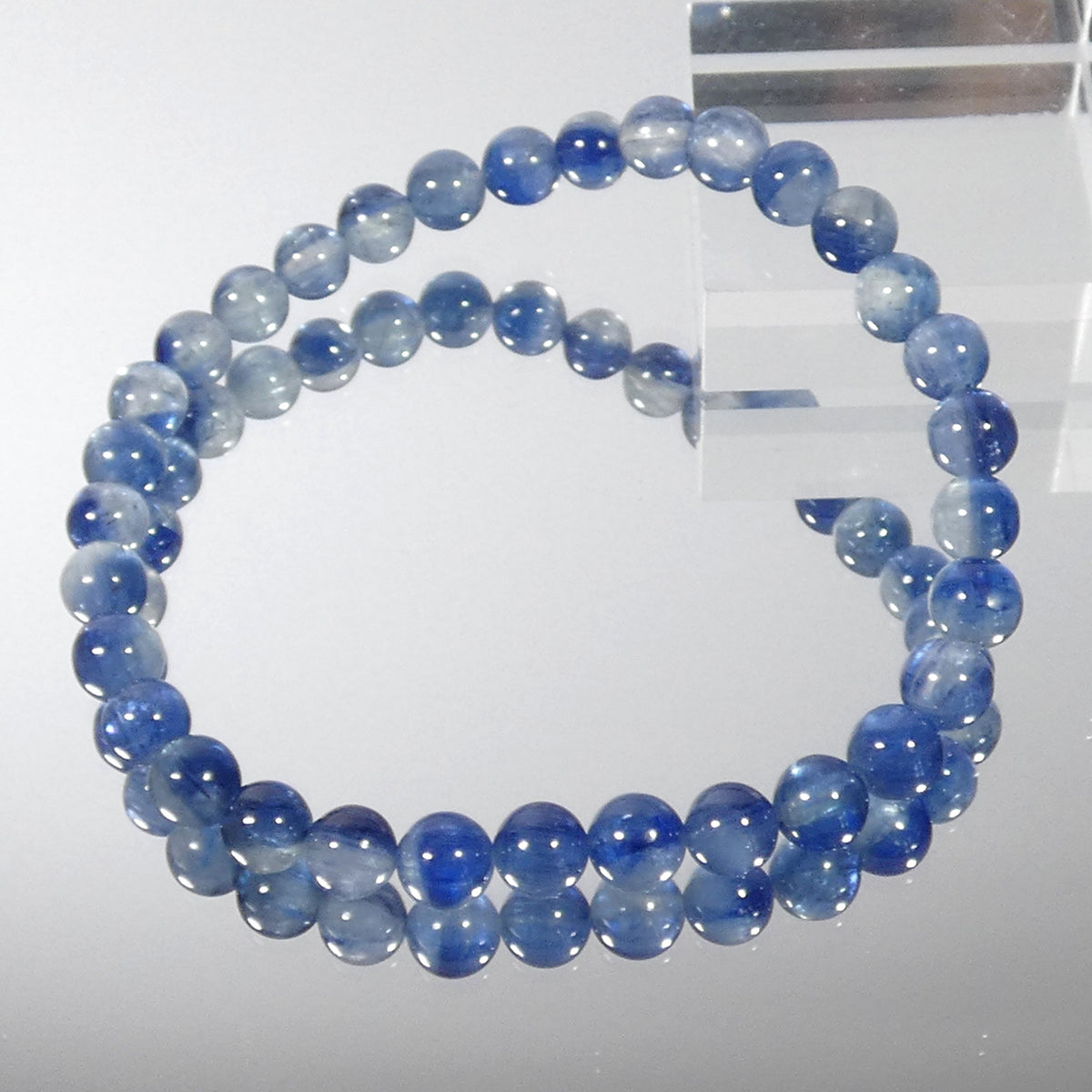 カイヤナイトインクォーツ ブレスレット タンザニア産 天然色 5A 内周15.5㎝ 直径約5.8mm【B0407】