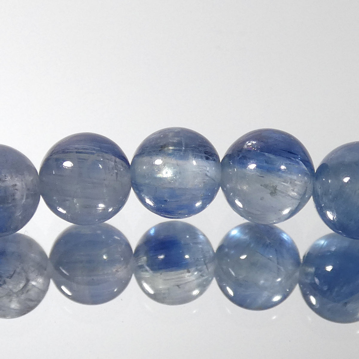 カイヤナイトインクォーツ ブレスレット タンザニア産 天然色 5A 内周15.5㎝ 直径約5.8mm【B0407】