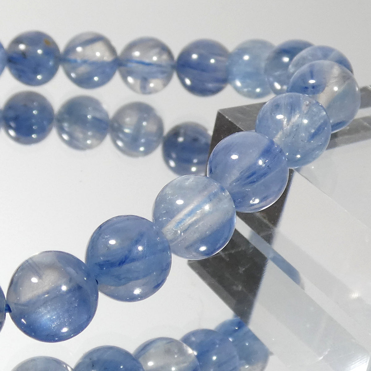 カイヤナイトインクォーツ ブレスレット タンザニア産 天然色 5A 内周15.5㎝ 直径約7.8mm【B0409】
